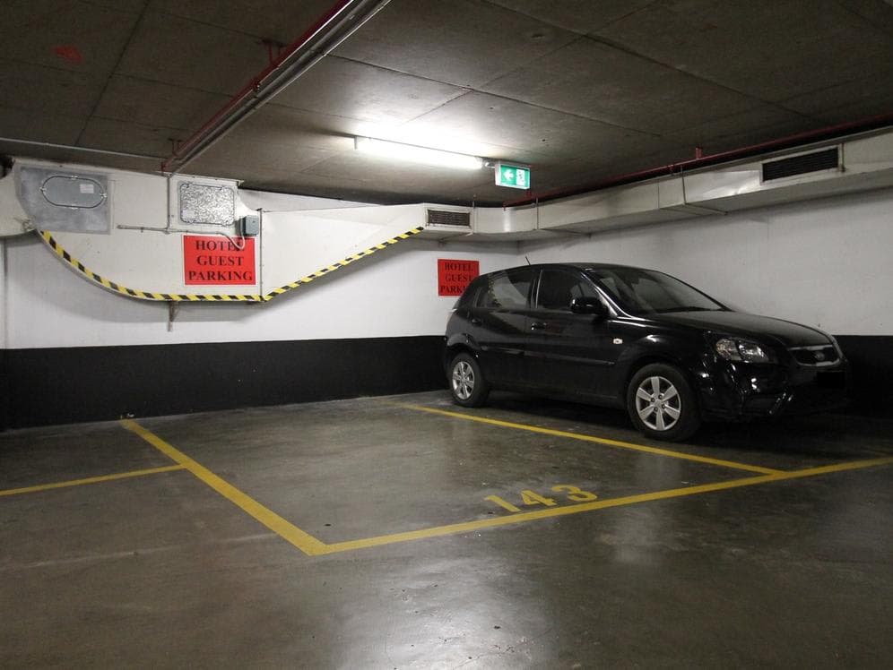 Common Parking & First Aid
