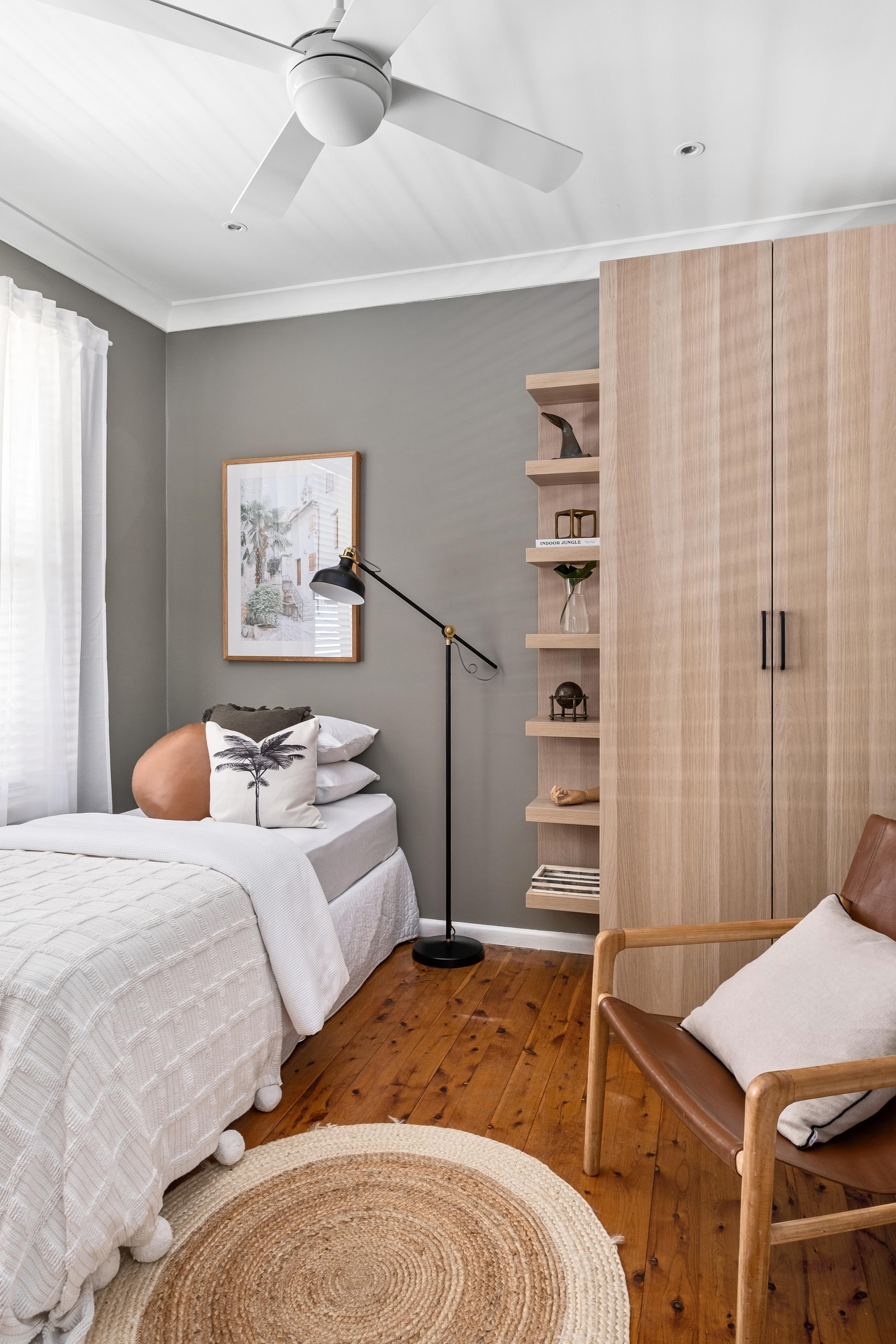 Safe and secure ladies PG accommodation in Kharadi